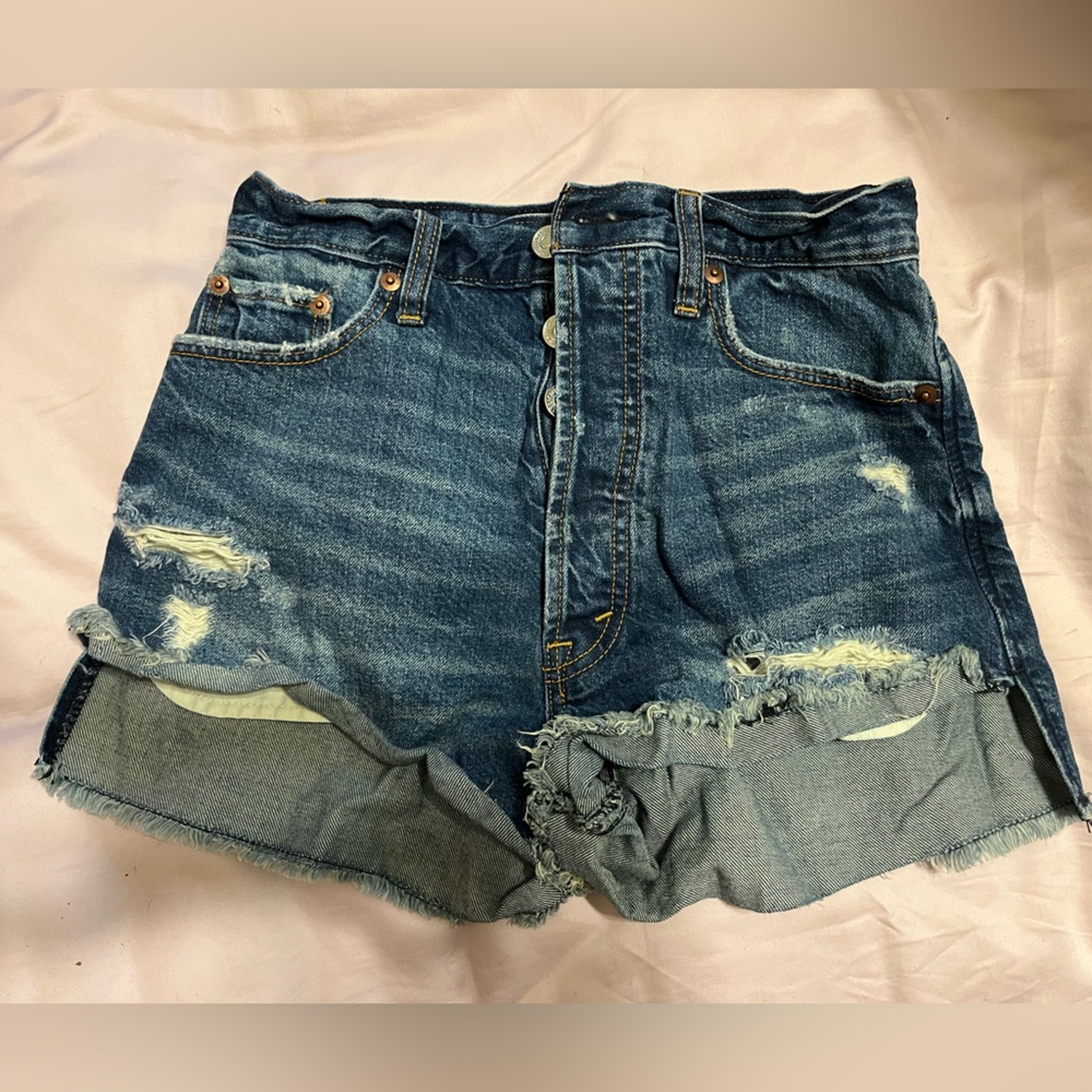 High Rise Ripped Short by Abercrombie & Fitch - Picture 2 of 4